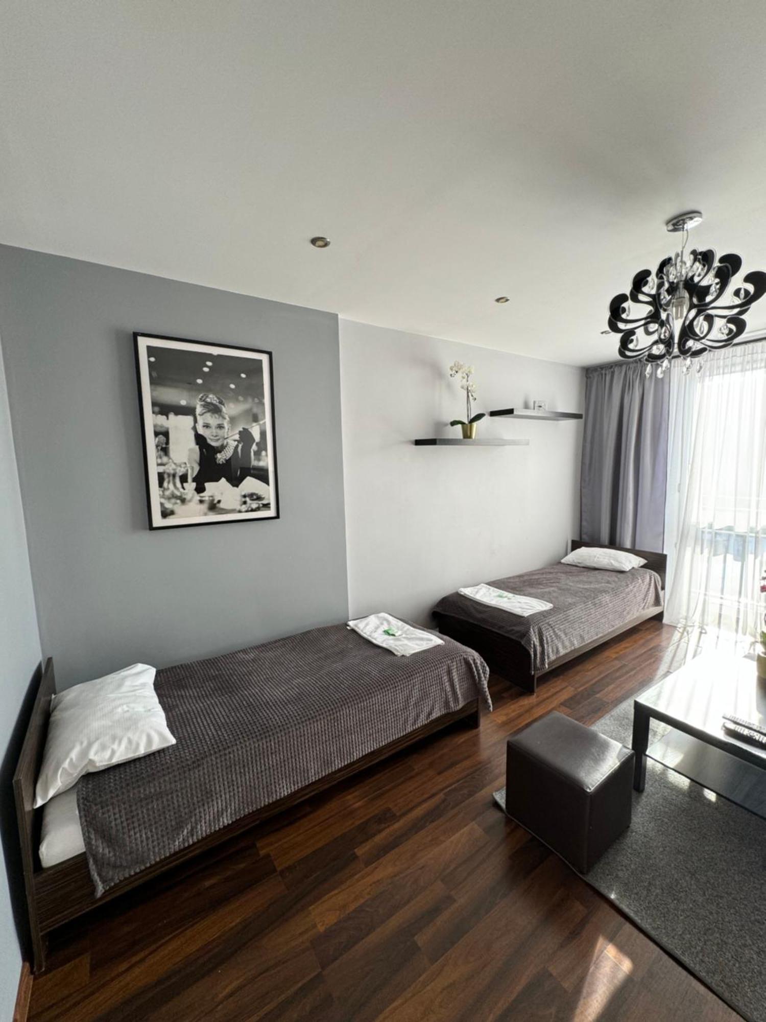 Apartament Sandra Kielce Exterior foto